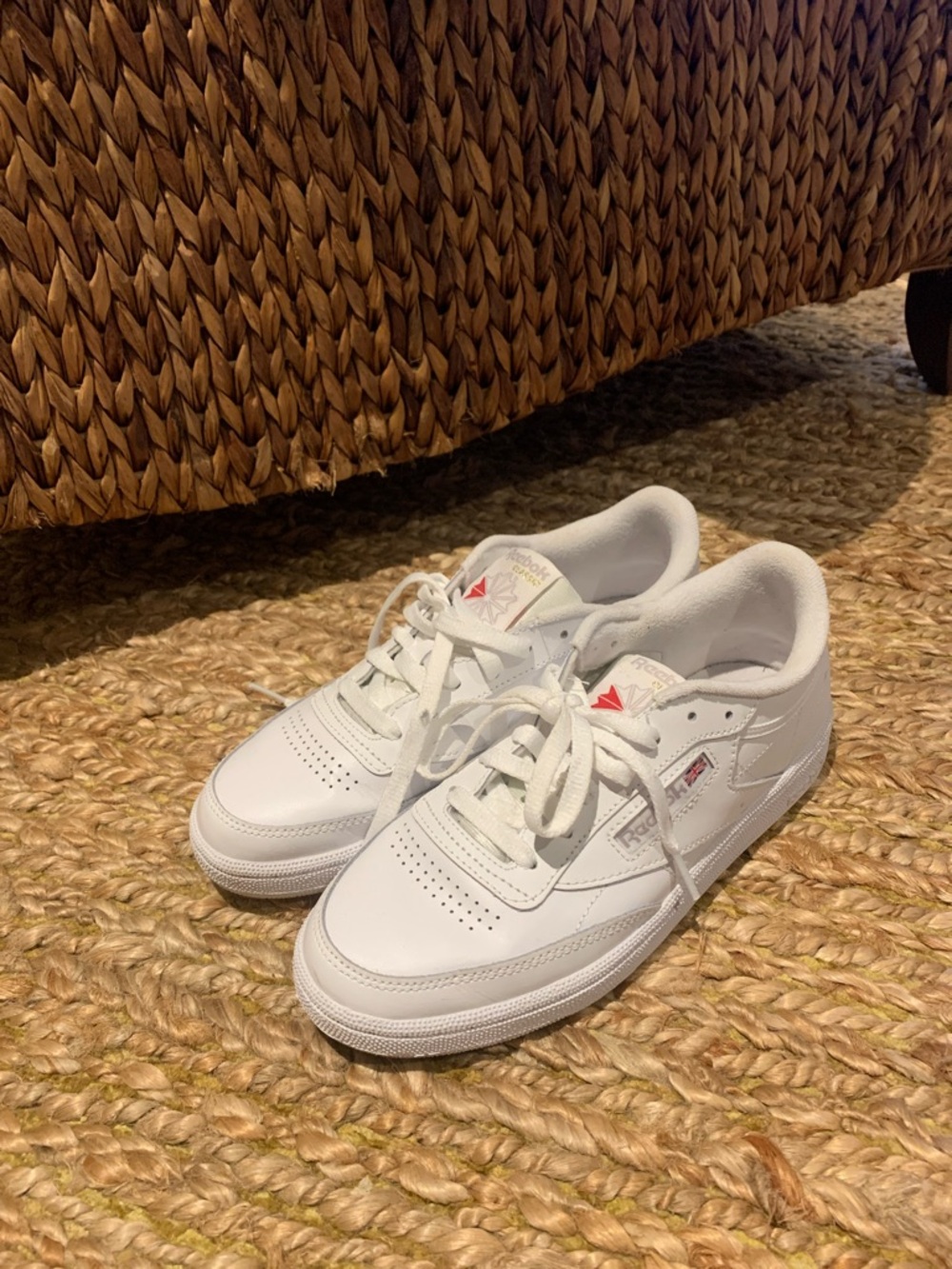 Reebok White Women's Sneakers with Subtle Red Accent